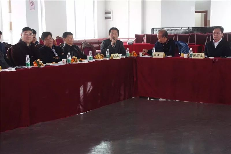 “凝聚正能量，譜寫新篇章——2018會長（擴大）迎新座談會”在賽思達成功召開