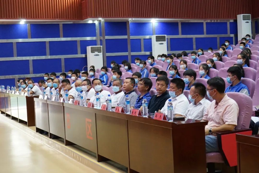 愛心助學(xué)，溫情傳遞——貴州公益助學(xué)系列活動