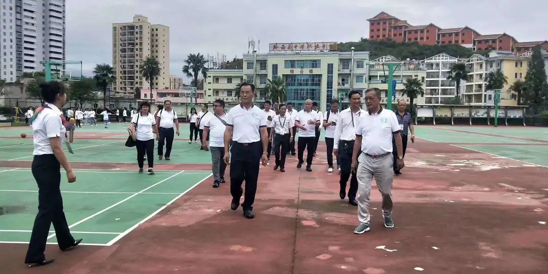 愛心助學(xué)，溫情傳遞——貴州公益助學(xué)系列活動